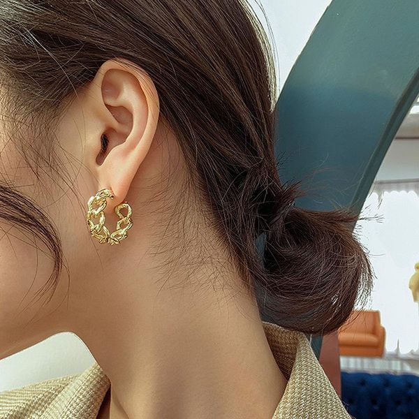 dangle & chandelier simple korean fashion drop earrings for women c shaped gold silver color metal chain earring 2021 trendy india jewelry
dangle & chandelier simple korean fashion drop earrings for women c shaped gold silver color metal chain earring 2021 trendy india jewelry