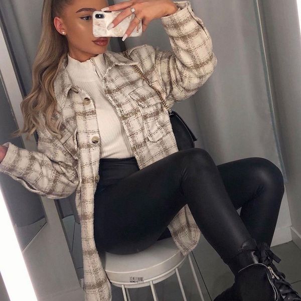 2021 new women elegant woolen plaid jackets autumn winter fashion ladies warm coats casual female chic outwear b588, Black;brown
2021 new women elegant woolen plaid jackets autumn winter fashion ladies warm coats casual female chic outwear b588, Black;brown