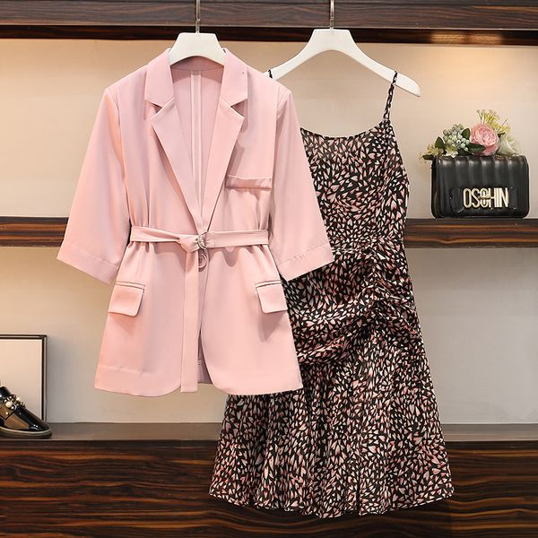 plus size -4xl female blazer set of two pieces pink jacket and floral spaghetti dress 2021 new formal ladies suits kvrw, Black;gray
plus size -4xl female blazer set of two pieces pink jacket and floral spaghetti dress 2021 new formal ladies suits kvrw, Black;gray