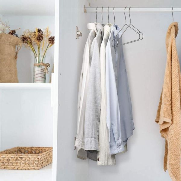 20ps strong metal wire coat hangers stainless steel standard suit hanger with groove antiskid clothing drying storage rack & racks
20ps strong metal wire coat hangers stainless steel standard suit hanger with groove antiskid clothing drying storage rack & racks