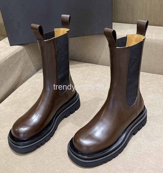 boots motorcycle boots middle barrel martin short women's round head british leisure flat bottomed chelsea, Black
boots motorcycle boots middle barrel martin short women's round head british leisure flat bottomed chelsea, Black