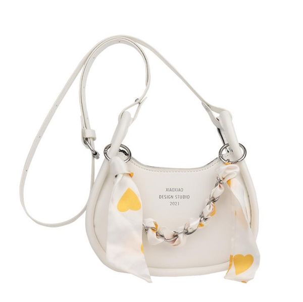casual female bags 2021 style trendy summer students simple fashion one-shoulder portable messenger bag
casual female bags 2021 style trendy summer students simple fashion one-shoulder portable messenger bag