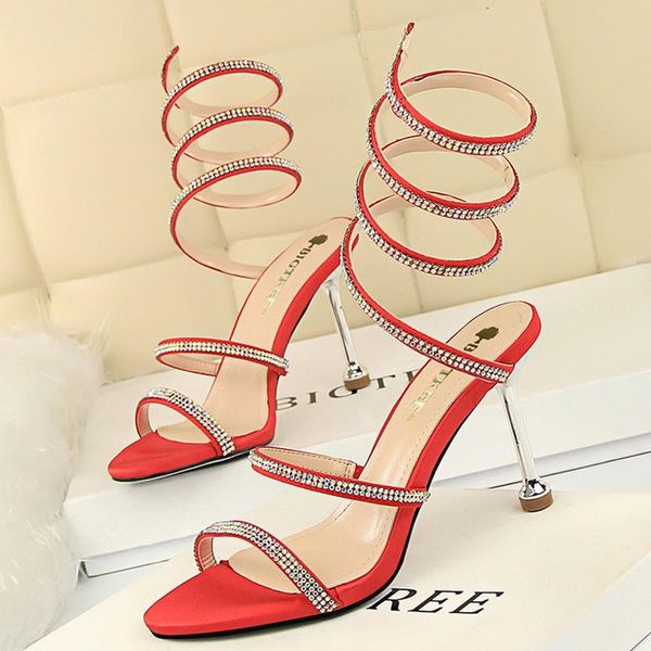 2021 summer women 8cm fetish high heels nightclub sandals stiletto heels rhinestone roman sandals trend green female shoes, Black
2021 summer women 8cm fetish high heels nightclub sandals stiletto heels rhinestone roman sandals trend green female shoes, Black