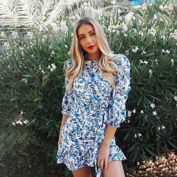 casual dresses 2021 women white print fashion o-neck long sleeve vestidos celebrity evening party bodycon bandage dress, Black;gray
casual dresses 2021 women white print fashion o-neck long sleeve vestidos celebrity evening party bodycon bandage dress, Black;gray