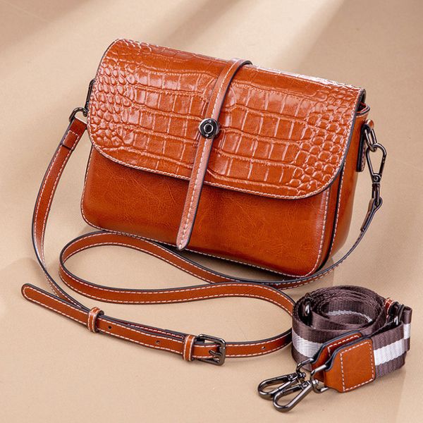 2022 versatile single shoulder messenger bags crocodile grain cowhide lady satchels fashion women's leather crossbody square bags
2022 versatile single shoulder messenger bags crocodile grain cowhide lady satchels fashion women's leather crossbody square bags