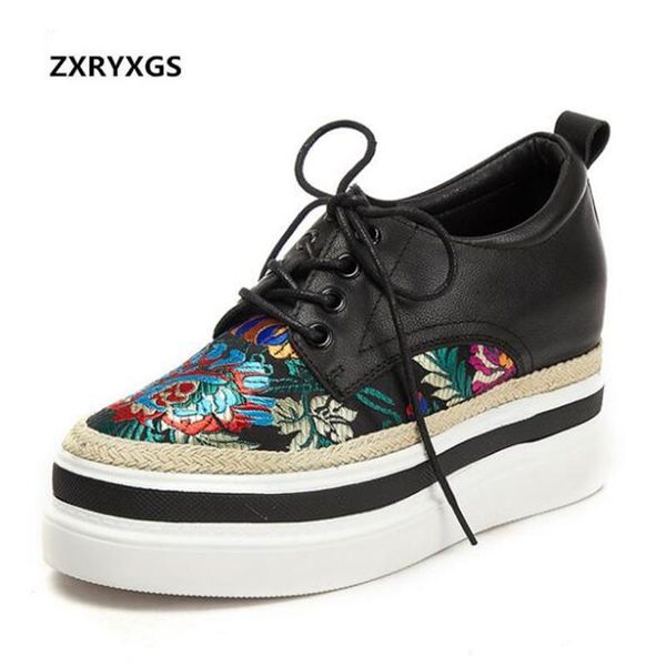 2021 new spring retro embroidered genuine leather shoes black lace women high heel shoes non-slip comfort platform woman
2021 new spring retro embroidered genuine leather shoes black lace women high heel shoes non-slip comfort platform woman