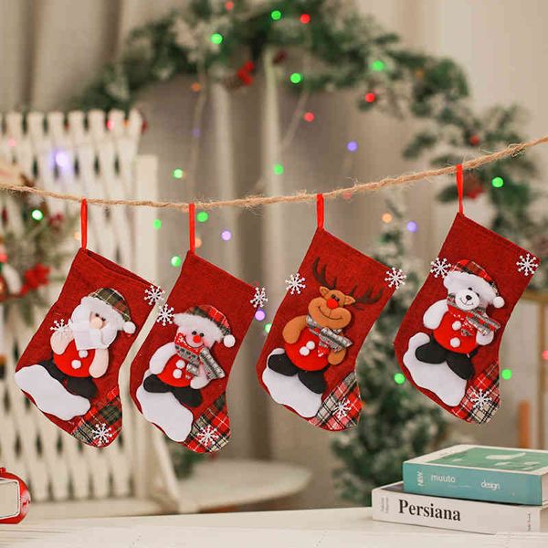 christmas new decoration medium santa claus stockings gift bag pendant socks 
christmas new decoration medium santa claus stockings gift bag pendant socks
