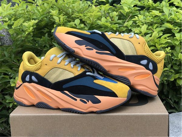 authentic originals 700 sun gz6984 orange black v3 azael wave runner solid grey v2 static vanta kanye west men women outdoor shoes with box
authentic originals 700 sun gz6984 orange black v3 azael wave runner solid grey v2 static vanta kanye west men women outdoor shoes with box