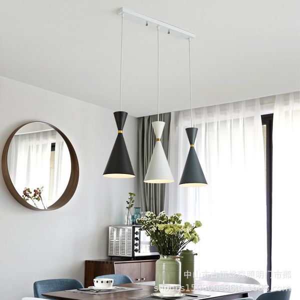 pendant lamps nordic restaurant modern simple creativity bar dining room makalon town three head home decoration building materials
pendant lamps nordic restaurant modern simple creativity bar dining room makalon town three head home decoration building materials