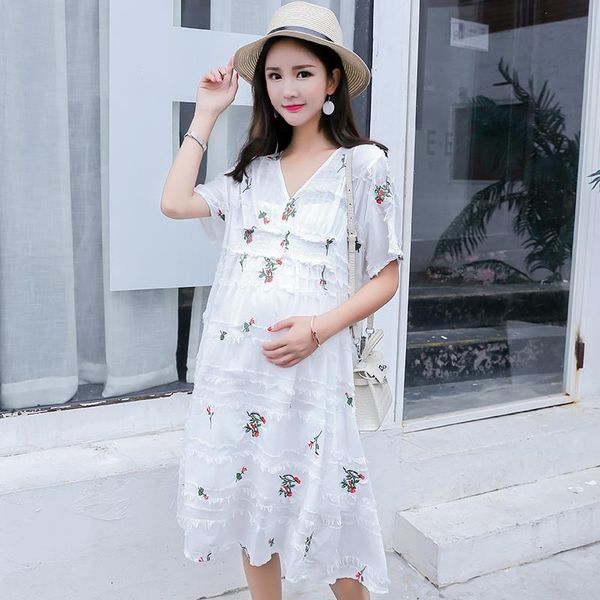 3055# maternity clothes summer embroidery floral dress short sleeves easy matching loose stylish dress pregnant women mom, White
3055# maternity clothes summer embroidery floral dress short sleeves easy matching loose stylish dress pregnant women mom, White