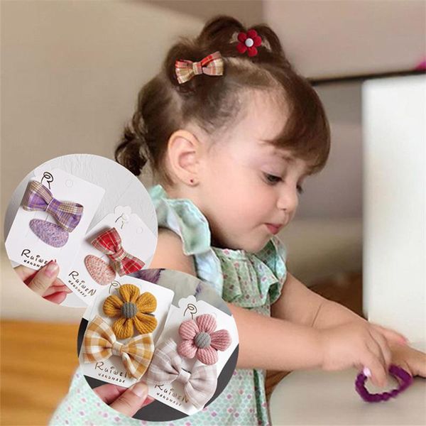 2 pcs/set flowers bow hairpins floral embroidery plaid print hair clip kids hair accessories bb clip baby girls barrettes, Slivery;white
2 pcs/set flowers bow hairpins floral embroidery plaid print hair clip kids hair accessories bb clip baby girls barrettes, Slivery;white