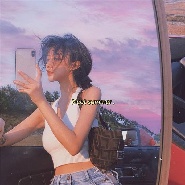 camisoles & tanks small condole belt vest hanging neck blouse women's summer wear inside the v-neck render unlined upper garment, Black;white
camisoles & tanks small condole belt vest hanging neck blouse women's summer wear inside the v-neck render unlined upper garment, Black;white