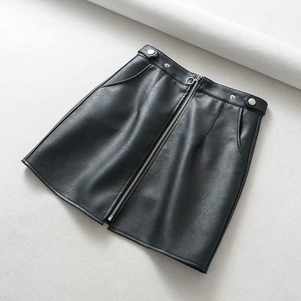 2021 new black faux leather mini front high waist skirts korean style winter clothes kylj
2021 new black faux leather mini front high waist skirts korean style winter clothes kylj