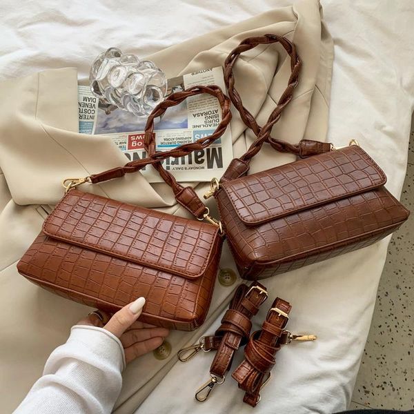 shoulder bags small bag fashion versatile one square high-grade feeling net red women's messenger armpit
shoulder bags small bag fashion versatile one square high-grade feeling net red women's messenger armpit