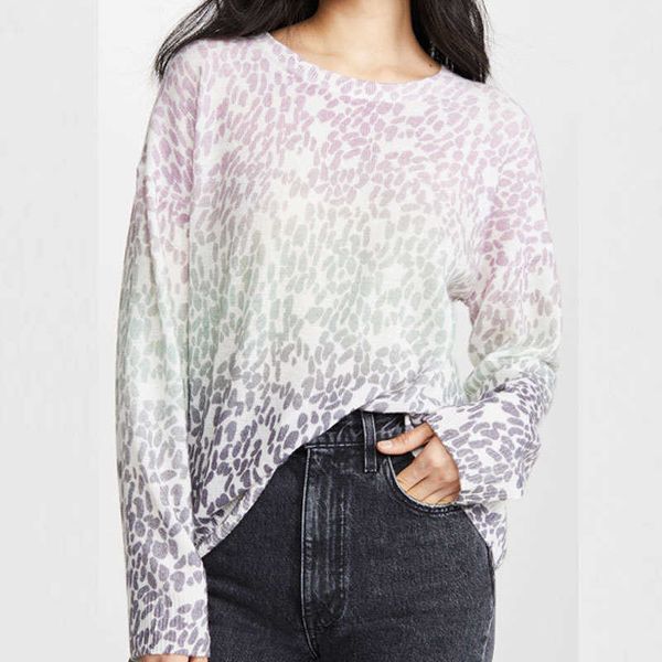 women's thermal sweater small batch long sleeve knitwear with gradual change tie dyeing of pullover, White;black
women's thermal sweater small batch long sleeve knitwear with gradual change tie dyeing of pullover, White;black