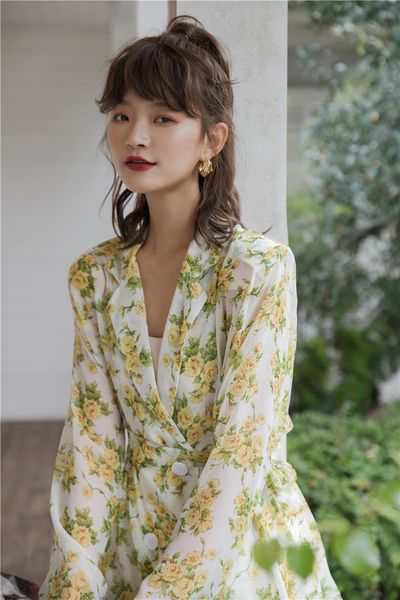 2021 chiffon floral women long sleeve high low flower ladies lapel lace up yellow korean blouse new 7tma, White
2021 chiffon floral women long sleeve high low flower ladies lapel lace up yellow korean blouse new 7tma, White