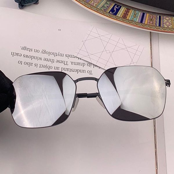 sunglasses 2021 selling fashion polygon sun glasses women men designer vintage classic couple eyewear, White;black
sunglasses 2021 selling fashion polygon sun glasses women men designer vintage classic couple eyewear, White;black