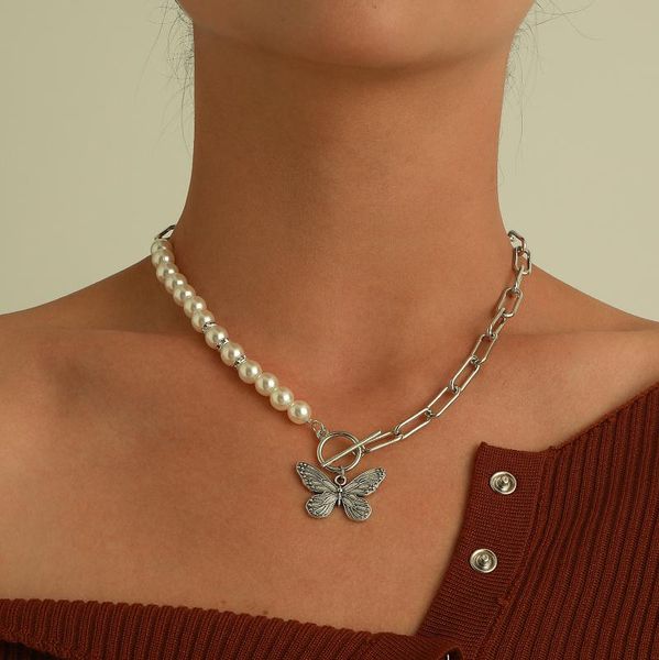 pendant necklaces fashion ot buckle relief butterfly necklace for wonmen vintage pearl splicing chain choker trend charm jewelry, Silver
pendant necklaces fashion ot buckle relief butterfly necklace for wonmen vintage pearl splicing chain choker trend charm jewelry, Silver