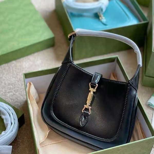 luxury lady designer bags genuine leather cowhide french underarm bag fashion one-shoulder portable small square bag
luxury lady designer bags genuine leather cowhide french underarm bag fashion one-shoulder portable small square bag