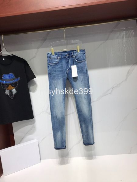 men's jeans ss spring and summer classic five pocket washed blue light cotton men's jeans quality
men's jeans ss spring and summer classic five pocket washed blue light cotton men's jeans quality