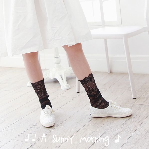 pattkin korean spring and summer lace rayon fashion pile hollow out middle tube stockings thin women' socks, Red;black
pattkin korean spring and summer lace rayon fashion pile hollow out middle tube stockings thin women' socks, Red;black