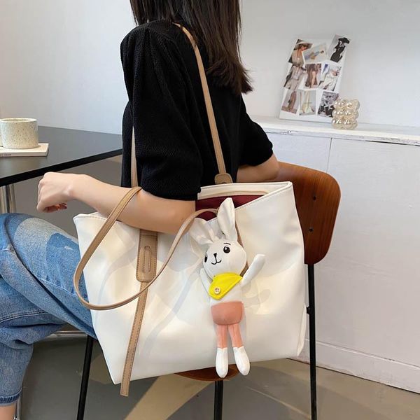 evening bags luxury designer handbag pu leather ladies bag 2021 totes fashion trend shoulder solid color buckle women shopping
evening bags luxury designer handbag pu leather ladies bag 2021 totes fashion trend shoulder solid color buckle women shopping