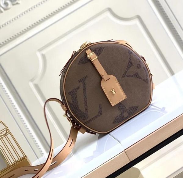 luxury m44604 big flower apple bag boite chapeau handbag handbags iconic handles shoulder bags totes cross body bag designer clutches ev
luxury m44604 big flower apple bag boite chapeau handbag handbags iconic handles shoulder bags totes cross body bag designer clutches ev