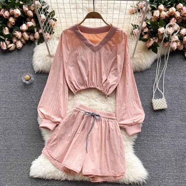 women's tracksuits 2021 early autumn lazy wind suit female short sun protection shirt long-sleeved + casual shorts two-piece df595, Gray
women's tracksuits 2021 early autumn lazy wind suit female short sun protection shirt long-sleeved + casual shorts two-piece df595, Gray