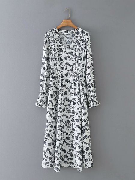 2021 new fall 89176 europe and the united states women's wear white flowers pull elastic long-sleeved 7es6, Black;gray
2021 new fall 89176 europe and the united states women's wear white flowers pull elastic long-sleeved 7es6, Black;gray