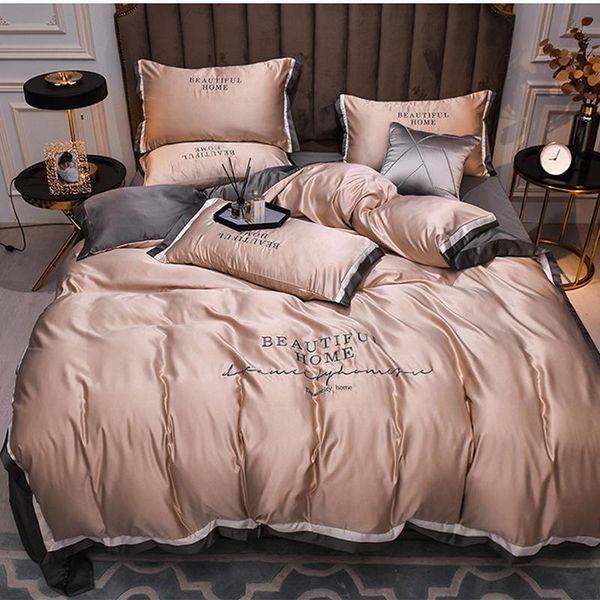 luxury 4pcs bedding set pillowcases duvet cover flat sheet fitted bed sheet smooth silk beautiful home bedspread king
luxury 4pcs bedding set pillowcases duvet cover flat sheet fitted bed sheet smooth silk beautiful home bedspread king