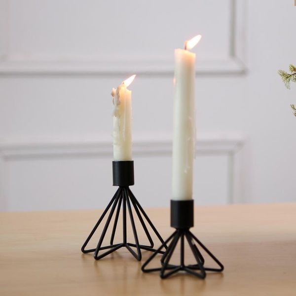 candle holders christmas candlestick dining table decoration modern geometry small creative gold / black romantic wedding props
candle holders christmas candlestick dining table decoration modern geometry small creative gold / black romantic wedding props