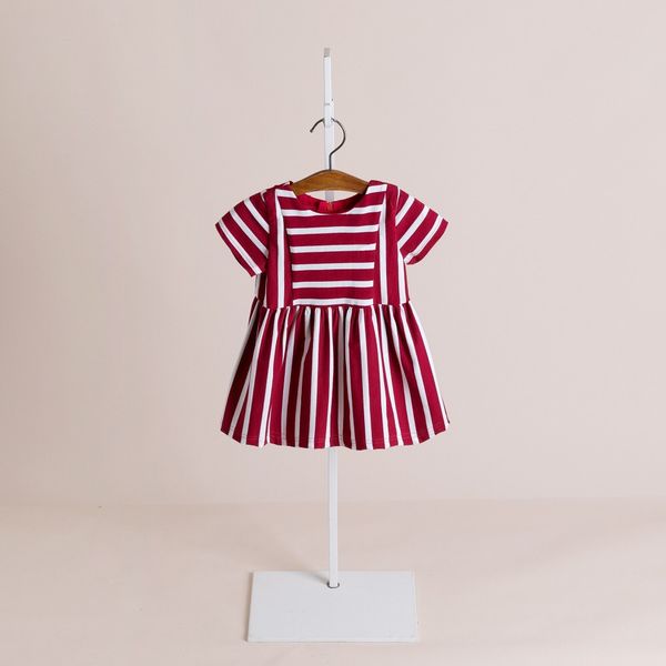 2021 summer explosive children's clothing striped girls princess dress korean version of the cute children's short-sleeved dress, Red;yellow
2021 summer explosive children's clothing striped girls princess dress korean version of the cute children's short-sleeved dress, Red;yellow