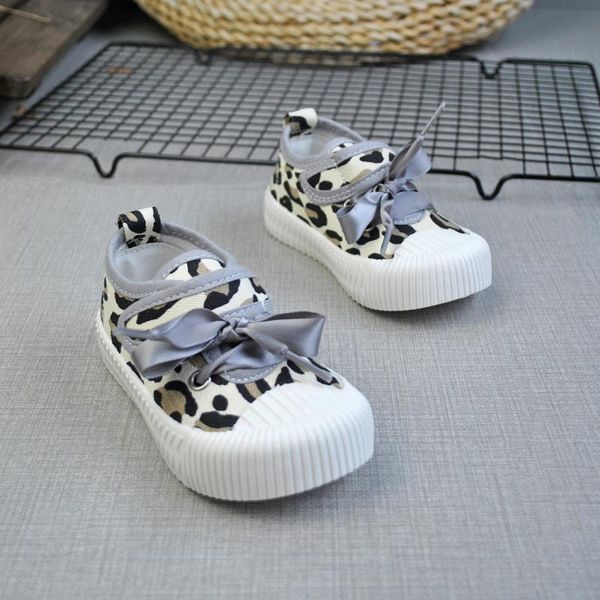 athletic & outdoor e00153 spring design leopard print fashion girl wearing flat canvas comfortable shoes, Black
athletic & outdoor e00153 spring design leopard print fashion girl wearing flat canvas comfortable shoes, Black