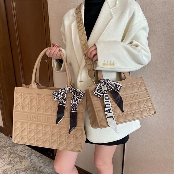 70% off deals online lingge bag women's high capacity new versatile commuter single shoulder messenger tote bag fashion wholesale store
70% off deals online lingge bag women's high capacity new versatile commuter single shoulder messenger tote bag fashion wholesale store