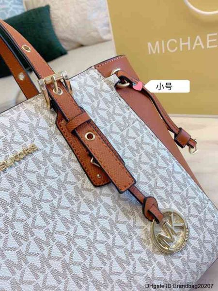handbag lady simple fashionable portable inclined shoulder shopping bag t38o 391k pl0o520
handbag lady simple fashionable portable inclined shoulder shopping bag t38o 391k pl0o520