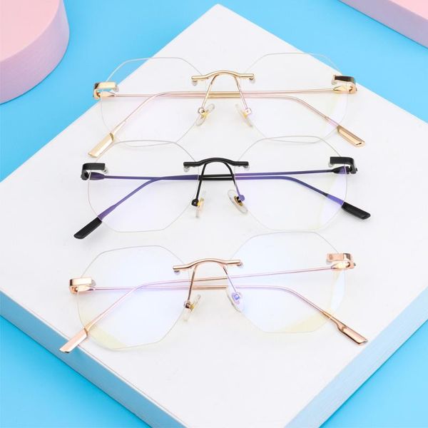 sunglasses 1pc blue light blocking rimless glasses vintage portable spectacle myopia transparent goggles metal optical frame eyewear, White;black
sunglasses 1pc blue light blocking rimless glasses vintage portable spectacle myopia transparent goggles metal optical frame eyewear, White;black