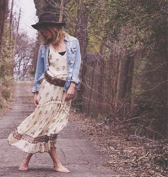 casual dresses orgypsy chiffon floral printed long dress women vintage sleeveless v neck summer holiday boho beach ruffles vestidos, Black;gray
casual dresses orgypsy chiffon floral printed long dress women vintage sleeveless v neck summer holiday boho beach ruffles vestidos, Black;gray