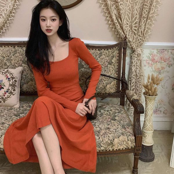 autumn and winter waist closing small style neck long sleeve women's knitted dress bottomed medium length skirt, Black;gray
autumn and winter waist closing small style neck long sleeve women's knitted dress bottomed medium length skirt, Black;gray