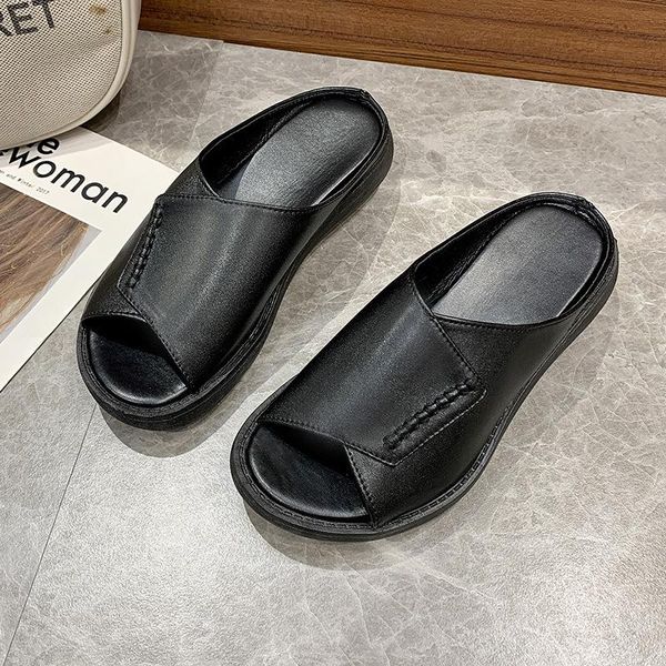 slippers 2021 summer sandals women wear thick soled semi with a flip flop in the middle heel, Black
slippers 2021 summer sandals women wear thick soled semi with a flip flop in the middle heel, Black
