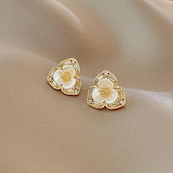 stud 2021 arrival trendy plant cute sweet crystal geometric shell flower earrings for women fashion jewelry party, Golden;silver
stud 2021 arrival trendy plant cute sweet crystal geometric shell flower earrings for women fashion jewelry party, Golden;silver