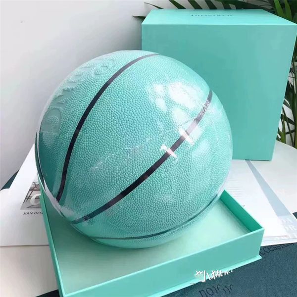 new t if f a ny & c o . x spalding merch basketball commemorative edition pu game girl size 7 with box
new t if f a ny & c o . x spalding merch basketball commemorative edition pu game girl size 7 with box