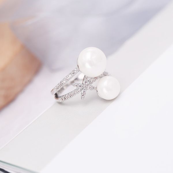 new style korean micro-inlaid zircon pearl ring jewelry fashion women brand luxury imitation platinum ring gift, Silver
new style korean micro-inlaid zircon pearl ring jewelry fashion women brand luxury imitation platinum ring gift, Silver