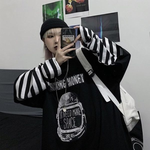 women's t-shirt 2021 autumn casual letter printing stripes creative loose long-sleeved oversized hip-hop streetwear, White
women's t-shirt 2021 autumn casual letter printing stripes creative loose long-sleeved oversized hip-hop streetwear, White
