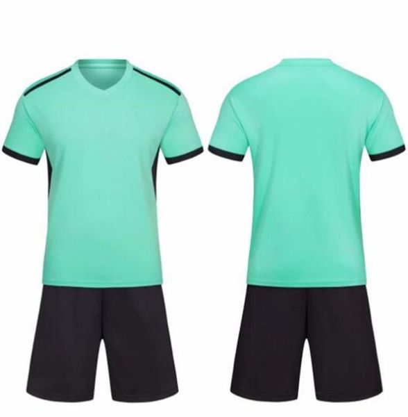 2020 new custom blank team soccer jerseys set wholesale customized with shorts training jersey short,fashion running soccer uniform 001, Black;yellow
2020 new custom blank team soccer jerseys set wholesale customized with shorts training jersey short,fashion running soccer uniform 001, Black;yellow