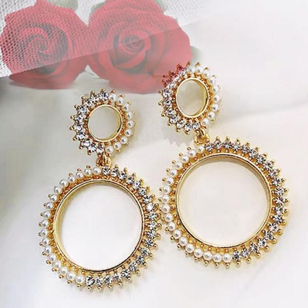 stud high-grade earrings for women jewelry zircon pearl gorgeous ladies style long luxury korean fashion damske 2021, Golden;silver
stud high-grade earrings for women jewelry zircon pearl gorgeous ladies style long luxury korean fashion damske 2021, Golden;silver