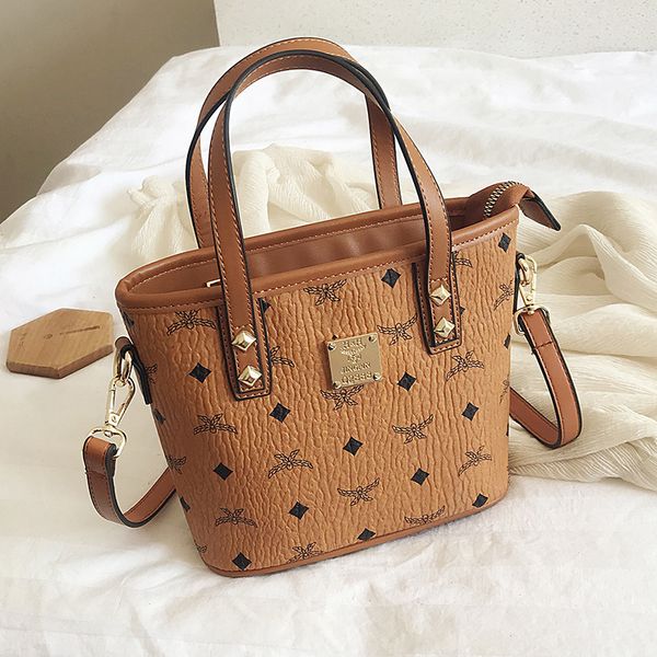 70% off original m family food basket korean classic large capacity portable bucket one shoulder slant span women's bag batch 19ka
70% off original m family food basket korean classic large capacity portable bucket one shoulder slant span women's bag batch 19ka