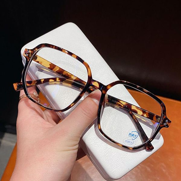 sunglasses fashion tr90 glasses small frame anti-blue ray transparent sheet myopia prescription, White;black
sunglasses fashion tr90 glasses small frame anti-blue ray transparent sheet myopia prescription, White;black
