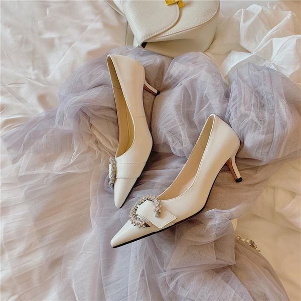 dress shoes mkkhou fashion single women 2021 spring pointed pumps c-shaped crystal buckle stiletto 5.5cm high heels commuter, Black
dress shoes mkkhou fashion single women 2021 spring pointed pumps c-shaped crystal buckle stiletto 5.5cm high heels commuter, Black