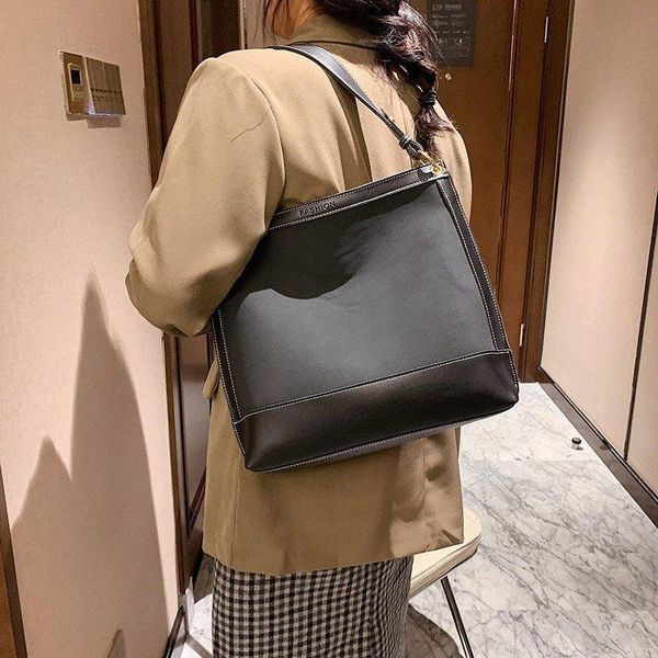 women bucket high capacity youth literature bag lady shoulder bag handbag commute quality female student large ajpfd, Red;black
women bucket high capacity youth literature bag lady shoulder bag handbag commute quality female student large ajpfd, Red;black