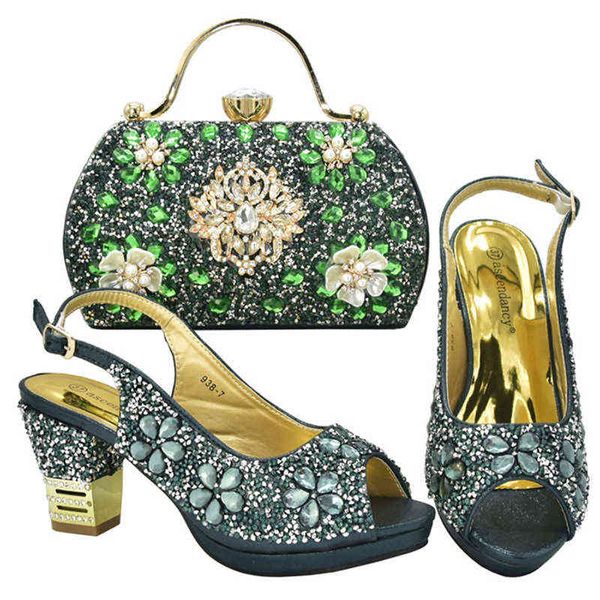2021 summer high-heeled sandals with snap buckle and rhinestone bag hand dinner wedding, Black
2021 summer high-heeled sandals with snap buckle and rhinestone bag hand dinner wedding, Black